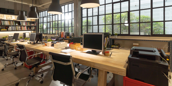 Reformas Integrales de Oficinas y Despachos Roda de Ter · Optimización de Espacios de Trabajo