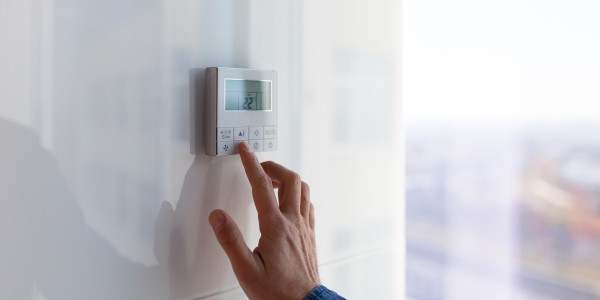 Reformas Integrales de Tiendas y Locales  Comerciales Castellterçol · Instalación Domótica y Automatización